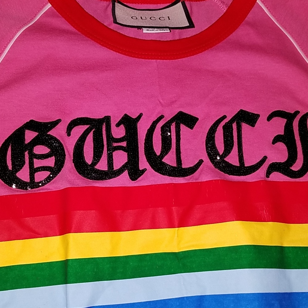 *Sold*Authentic gucci top - Picture 4 of 5